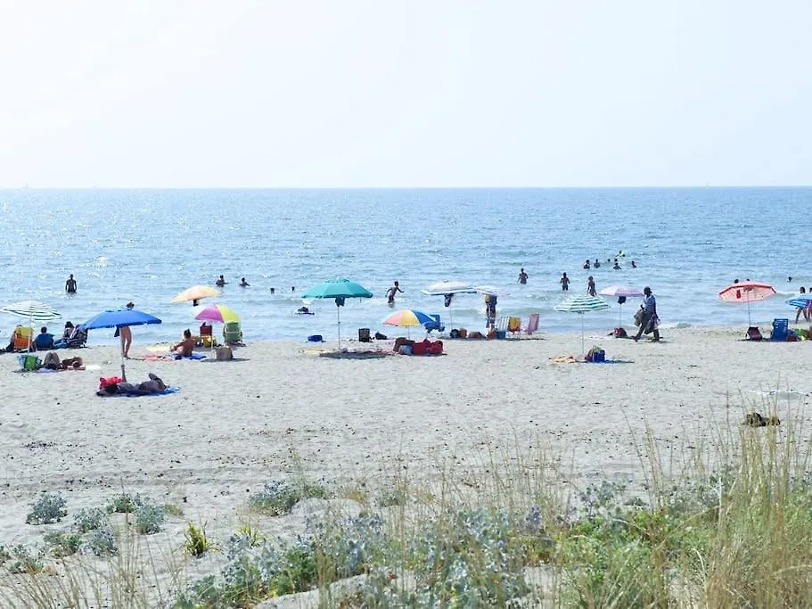 Duenenresidenz Regina Elena Ferienwohnung Am Strand Calambrone 0*,  Italy
