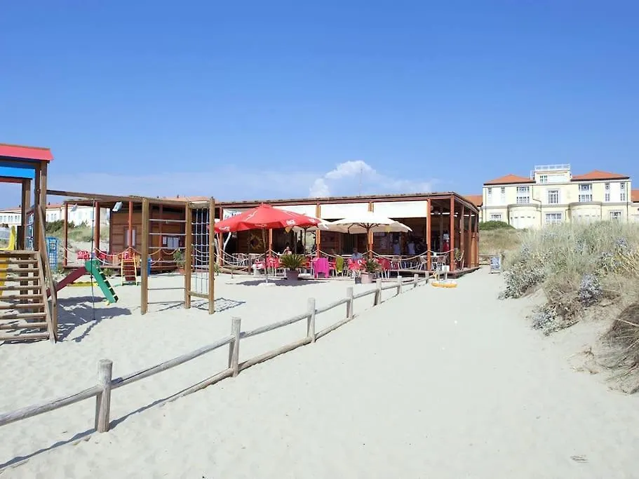 Duenenresidenz Regina Elena Ferienwohnung Am Strand Calambrone Apartmán